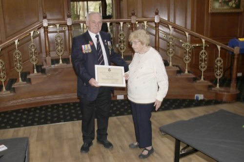 S/m Monica presentation of Certificate of Appreciation